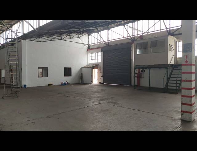 2,400M² WAREHOUSE TO LET IN EPPING INDUSTRIAL